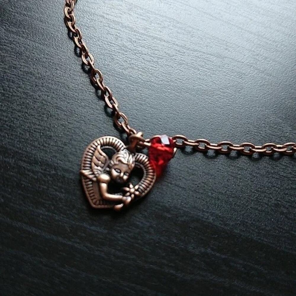 Anklet, heart cherub angel fairy brass red bead 9" new old stock fashion jewelry